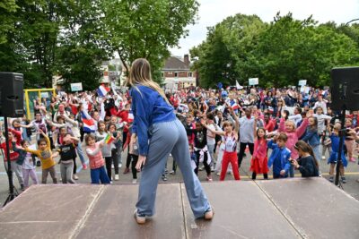 Agrandir l'image 3 sur 54, fenêtre modale